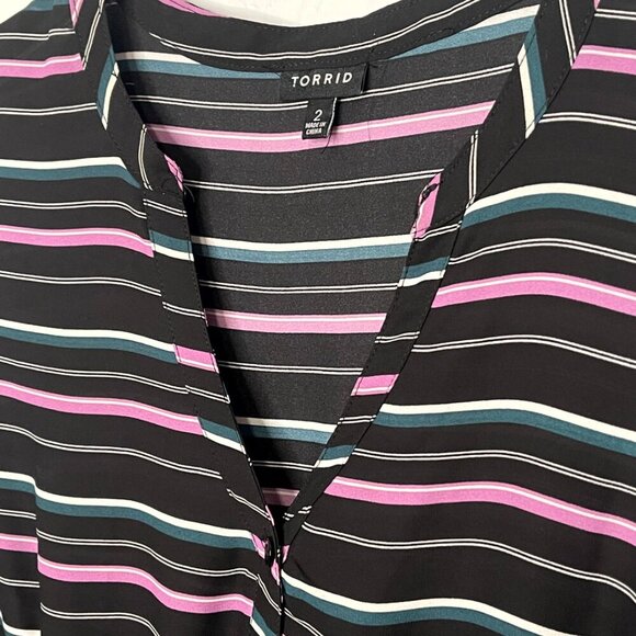 Torrid Hi Low Sheer Sleeveless Stripe Georgette Tunic 2 2X 18/20 - Picture 7 of 8